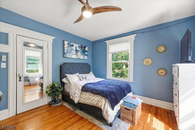 33 Morse Ave, East Orange City, NJ 07017