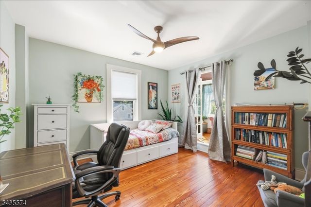 33 Morse Ave, East Orange City, NJ 07017