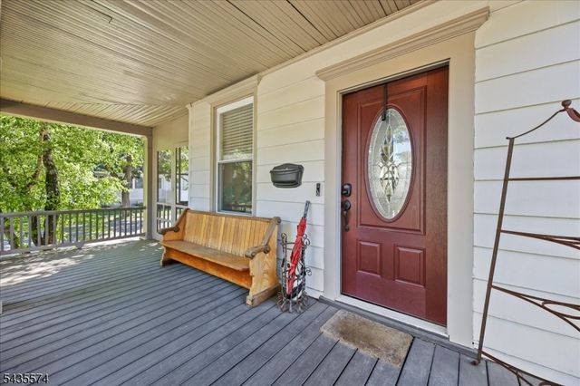 33 Morse Ave, East Orange City, NJ 07017