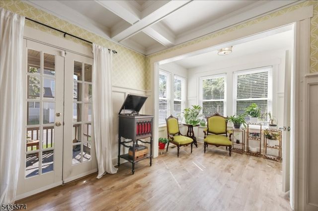 33 Morse Ave, East Orange City, NJ 07017