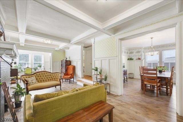 33 Morse Ave, East Orange City, NJ 07017