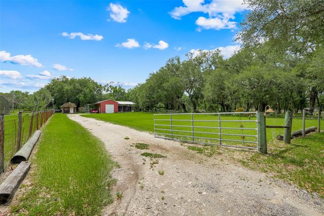 21301 QUAIL HAMMOCK LANE, Groveland, FL 34736