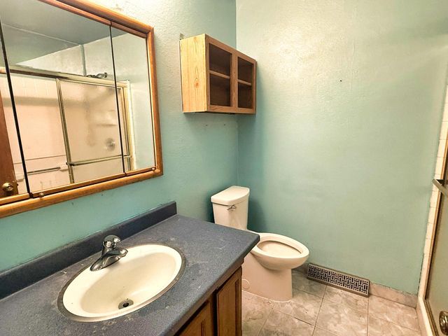 1228 Lakeview AVENUE, South Milwaukee, WI 53172