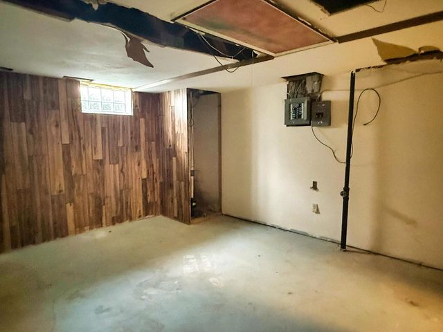 1228 Lakeview AVENUE, South Milwaukee, WI 53172