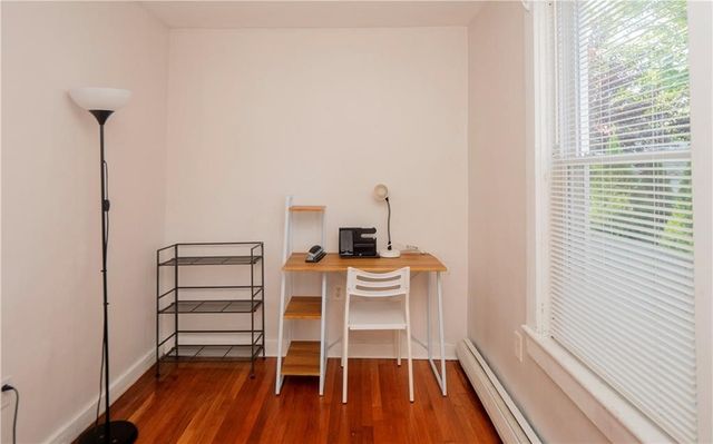11 Young Street 1, Newport, RI 02840
