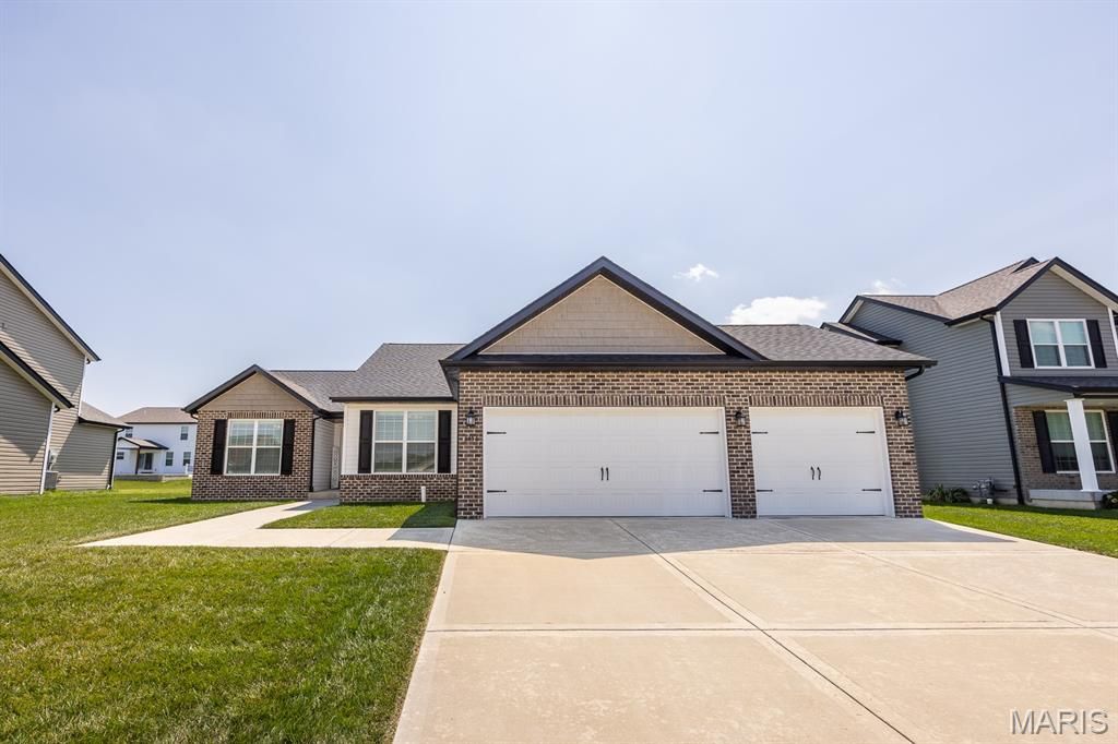 3456 Dakota Drive, Shiloh, IL 62221