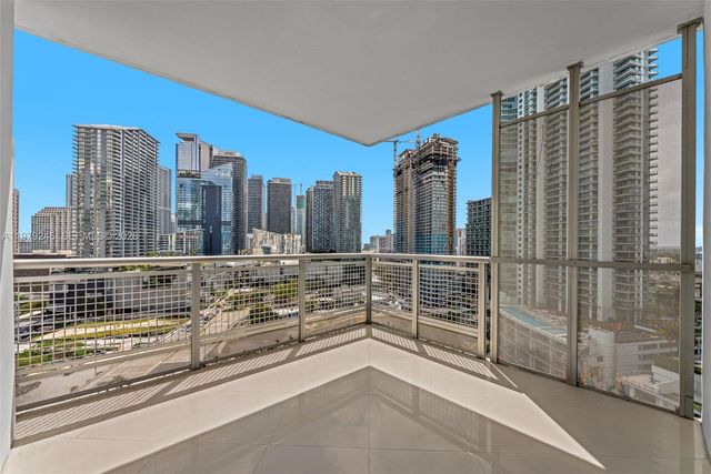 350 S Miami Ave 2006, Miami, FL 33130