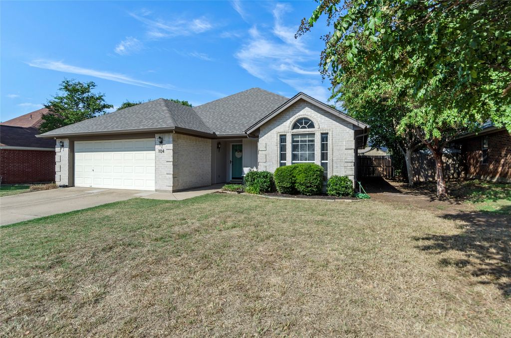 104 Troxell Boulevard, Rhome, TX 76078