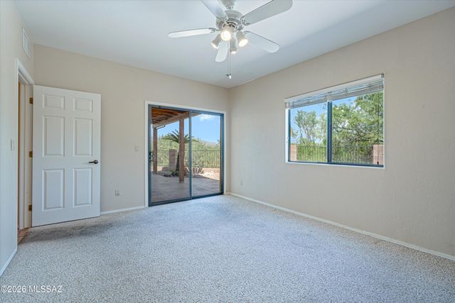 765 S Shadowtree Place, Tucson, AZ 85748
