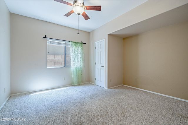 765 S Shadowtree Place, Tucson, AZ 85748