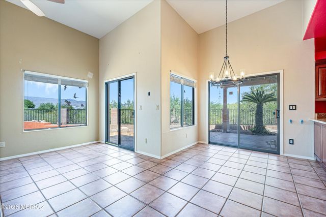 765 S Shadowtree Place, Tucson, AZ 85748