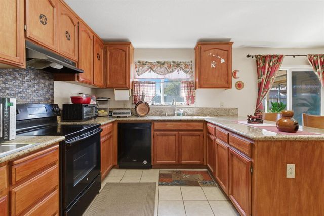 940 allacante drive, Ceres, CA 95307