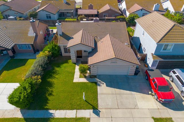 940 allacante drive, Ceres, CA 95307