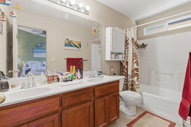 940 allacante drive, Ceres, CA 95307