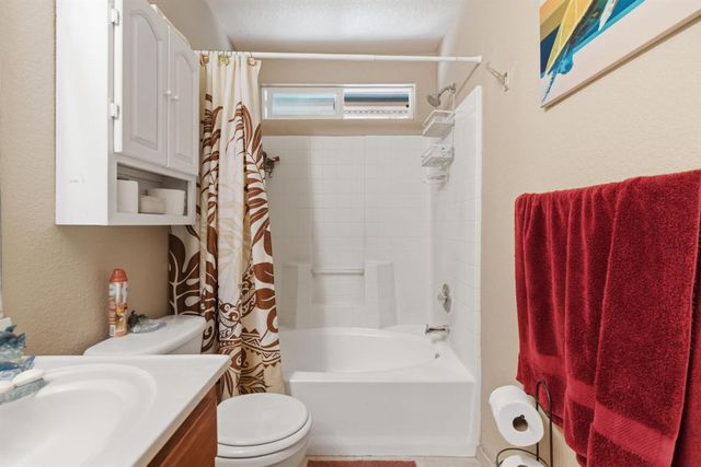 940 allacante drive, Ceres, CA 95307