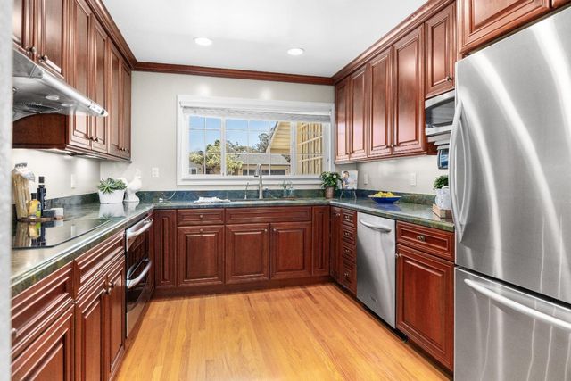 105 Wesley Street, Capitola, CA 95010