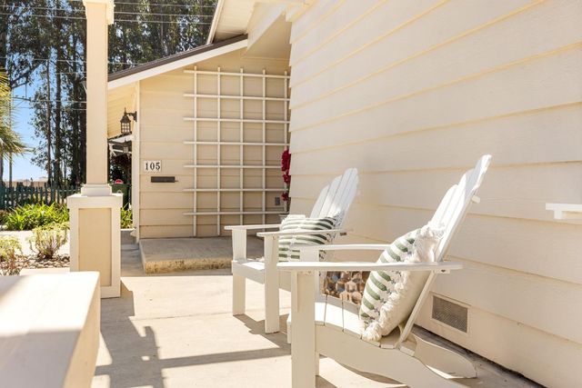 105 Wesley Street, Capitola, CA 95010