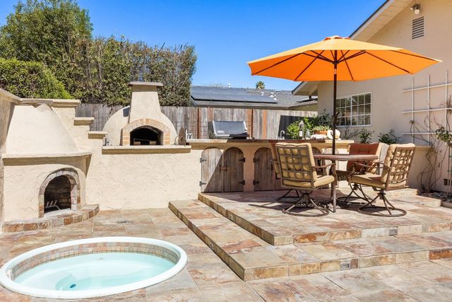 105 Wesley Street, Capitola, CA 95010