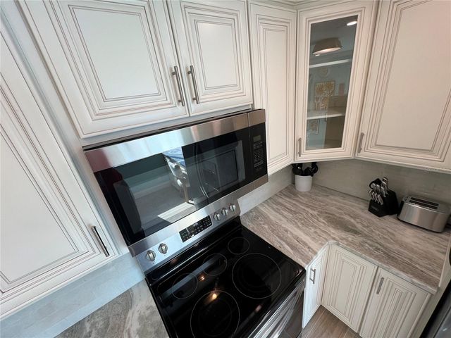 5541 PUERTA DEL SOL BOULEVARD S 415, St Petersburg, FL 33715