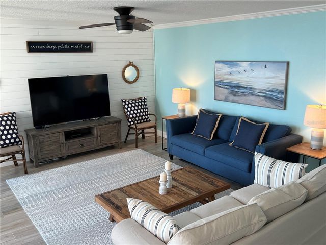 5541 PUERTA DEL SOL BOULEVARD S 415, St Petersburg, FL 33715