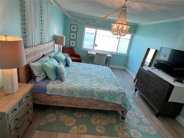 5541 PUERTA DEL SOL BOULEVARD S 415, St Petersburg, FL 33715