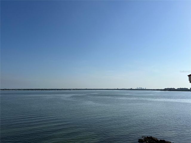 5541 PUERTA DEL SOL BOULEVARD S 415, St Petersburg, FL 33715