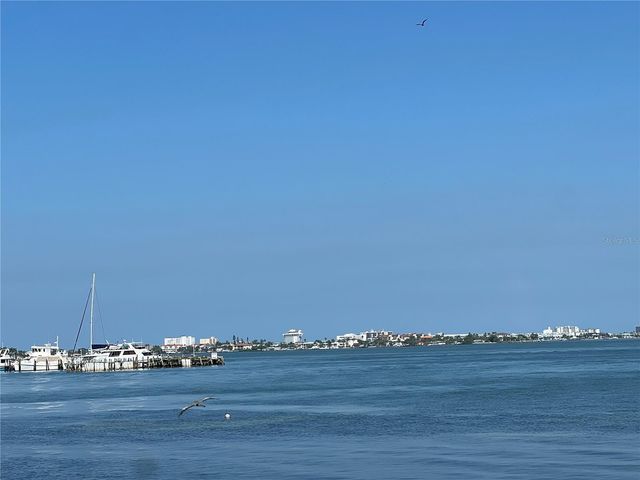 5541 PUERTA DEL SOL BOULEVARD S 415, St Petersburg, FL 33715