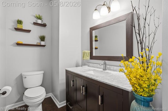 24282 Lynwood Drive, Novi, MI 48374