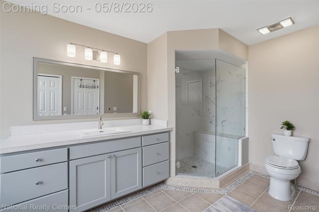 24282 Lynwood Drive, Novi, MI 48374