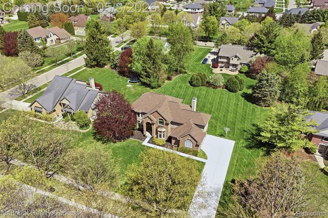 24282 Lynwood Drive, Novi, MI 48374