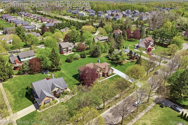 24282 Lynwood Drive, Novi, MI 48374
