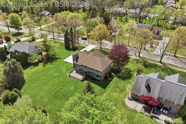 24282 Lynwood Drive, Novi, MI 48374