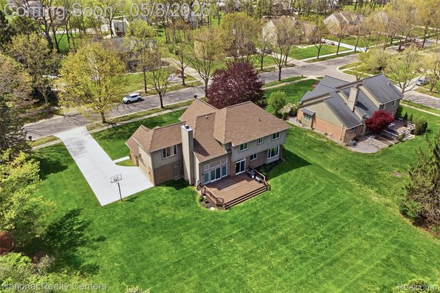 24282 Lynwood Drive, Novi, MI 48374