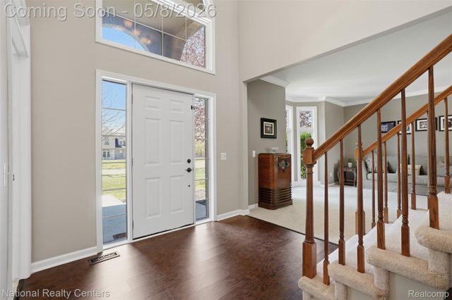 24282 Lynwood Drive, Novi, MI 48374
