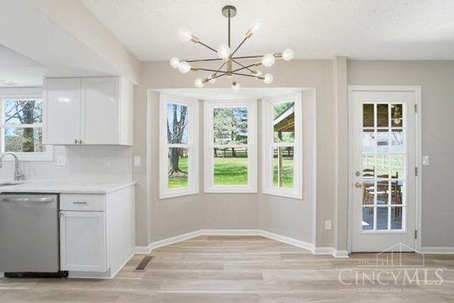 9891 McCauly Woods Drive, West Chester, OH 45241