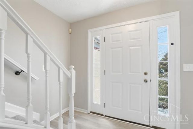 9891 McCauly Woods Drive, West Chester, OH 45241