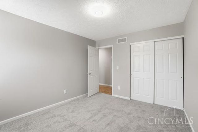 9891 McCauly Woods Drive, West Chester, OH 45241