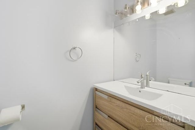 9891 McCauly Woods Drive, West Chester, OH 45241