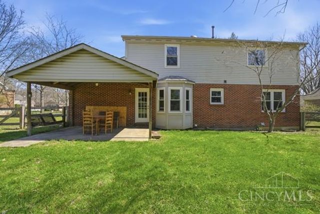 9891 McCauly Woods Drive, West Chester, OH 45241