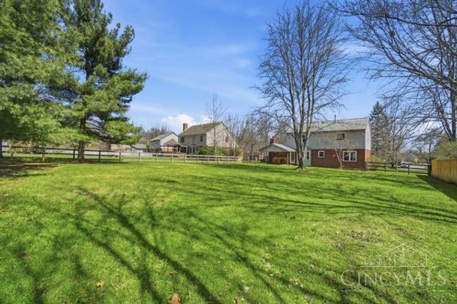 9891 McCauly Woods Drive, West Chester, OH 45241