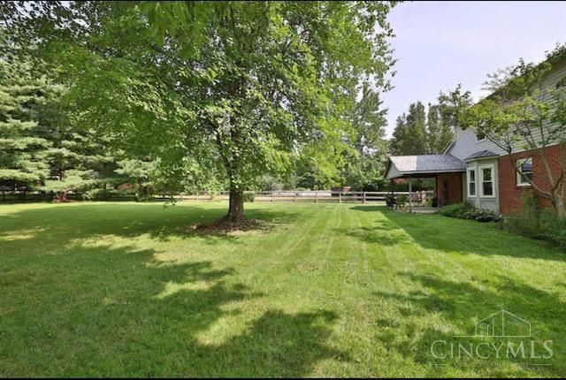 9891 McCauly Woods Drive, West Chester, OH 45241