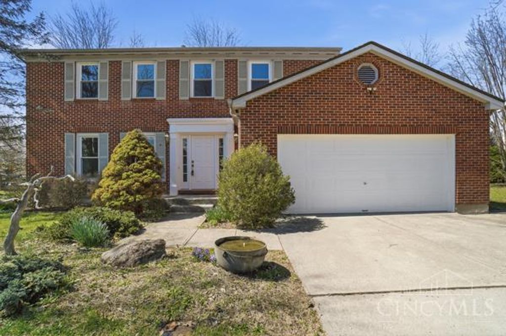 9891 McCauly Woods Drive, West Chester, OH 45241