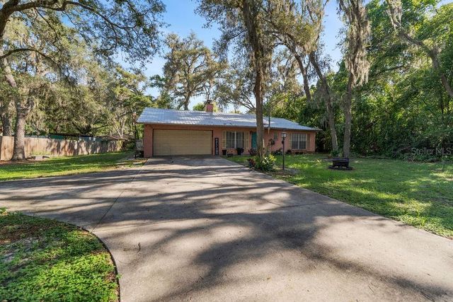 38213 PALM GROVE DRIVE, Zephyrhills, FL 33542