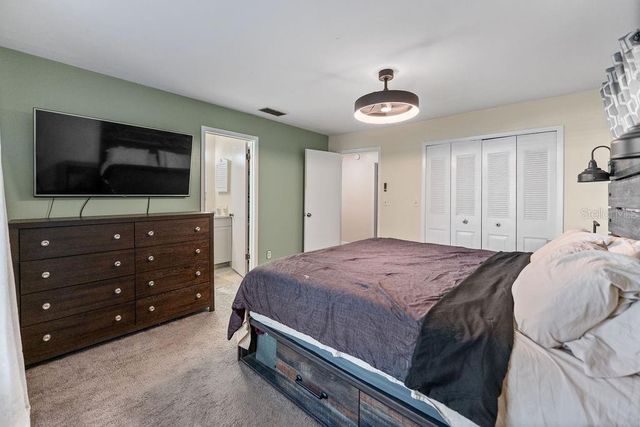 38213 PALM GROVE DRIVE, Zephyrhills, FL 33542