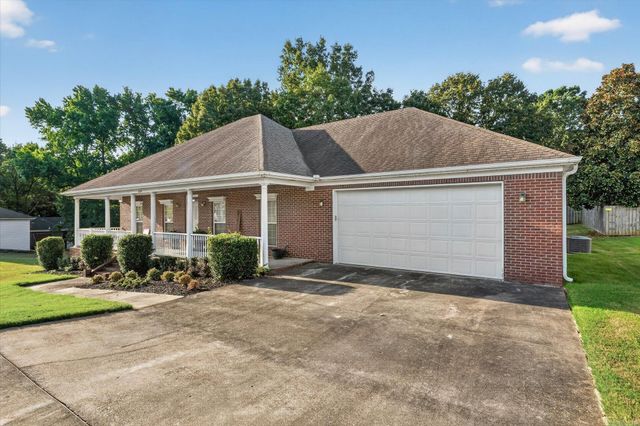 2009 Stillwater Drive, Jonesboro, AR 72404