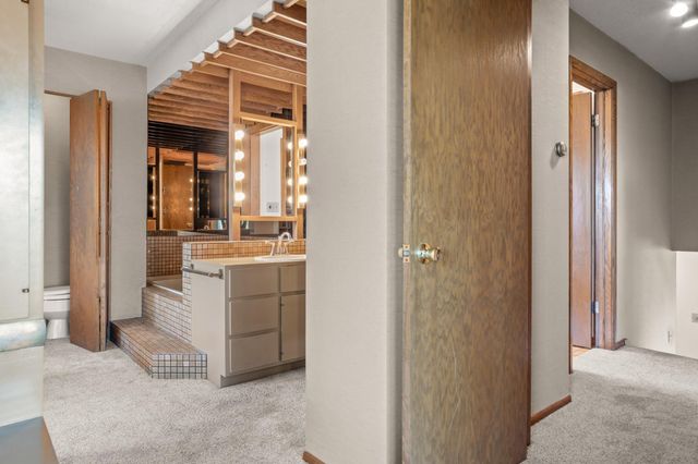 909 Southwood Drive S, Fargo, ND 58103