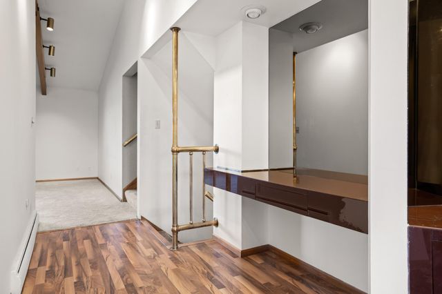 909 Southwood Drive S, Fargo, ND 58103