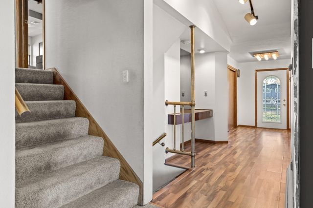 909 Southwood Drive S, Fargo, ND 58103