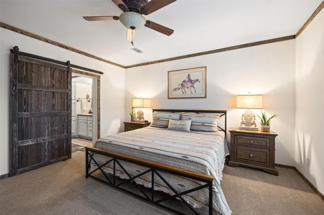 830 Ulrich RD, Johnson City, TX 78636