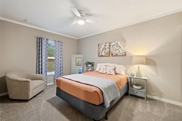 830 Ulrich RD, Johnson City, TX 78636